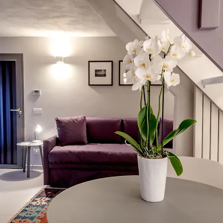 Bed & Breakfast Uve & Wine Bar La Morra