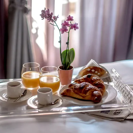 Uve & Wine Bar 4* La Morra