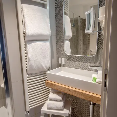 Uve & Wine Bar Frühstückspension