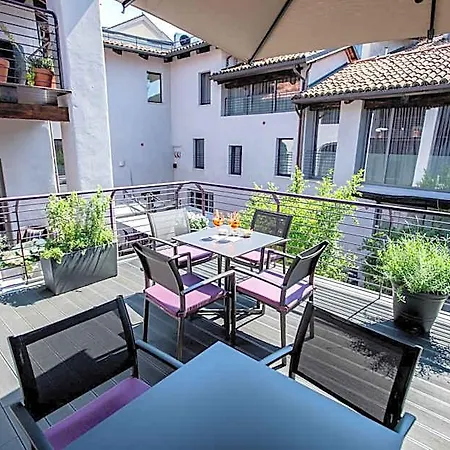 Uve & Wine Bar Bed & Breakfast