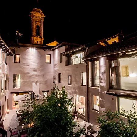 Uve & Wine Bar Bed & Breakfast La Morra