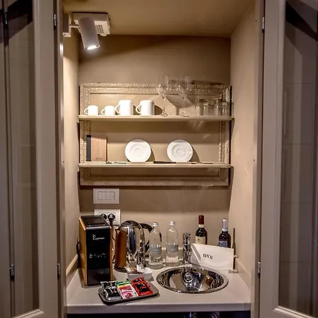 Uve & Wine Bar La Morra