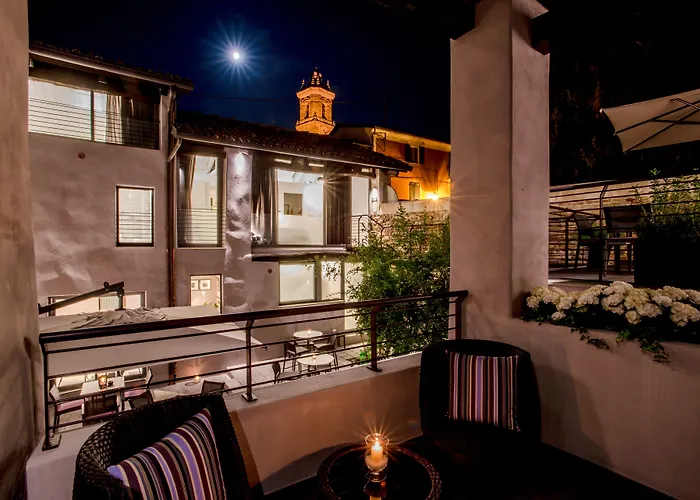 Uve & Wine Bar 4* La Morra