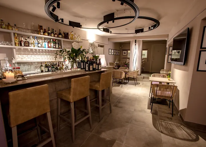 Oda ve Kahvaltı Uve & Wine Bar 4*